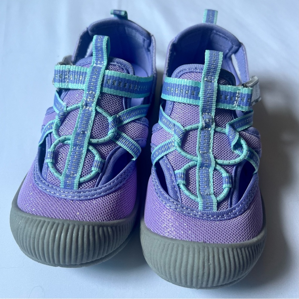 NWT OshKosh B’gosh Washable Toddler Sandals Size 11